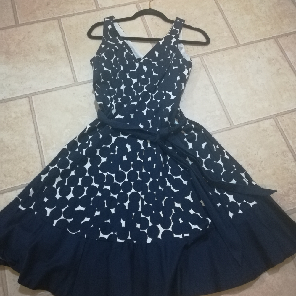 Beautiful Nine West dress!
